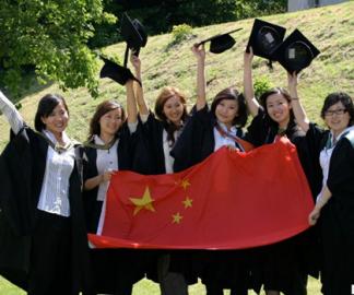 2016最新赴美留学报告解读，中国学子撑起半边天！
